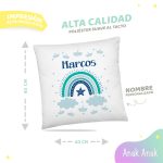 Cojin-infantil-personalizado-arcoiris-azul-con-nombre-nino