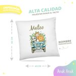 Cojin-infantil-personalizado-safari-aventura-con-nombre-nino